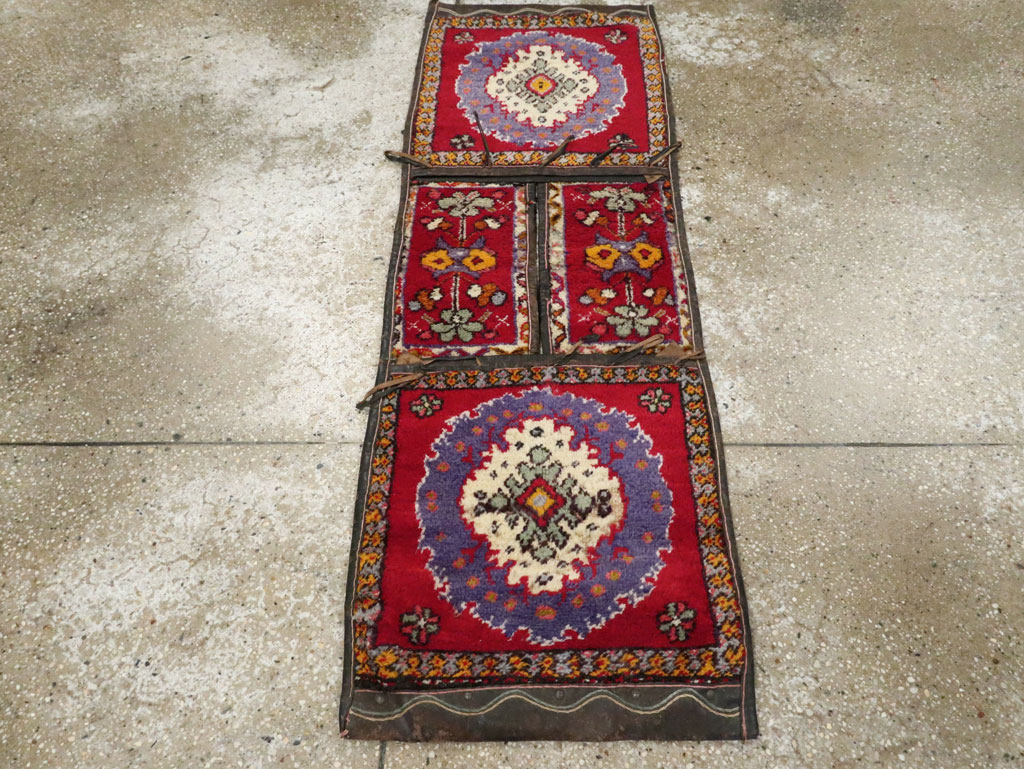 Vintage Turkish Anatolian Saddlebag (Khorjin), No.22655 - Galerie Shabab