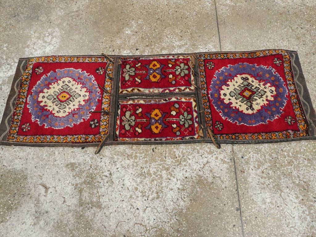 Vintage Turkish Anatolian Saddlebag (Khorjin), No.22655 - Galerie Shabab