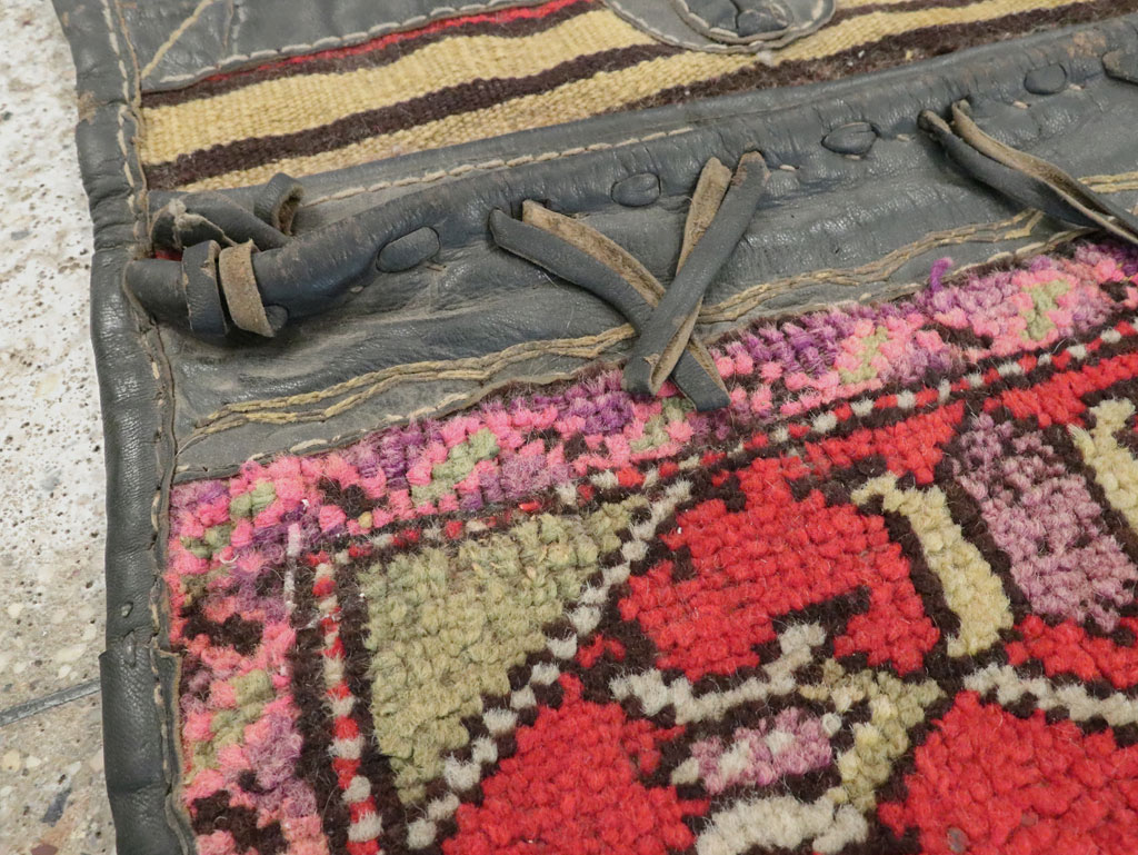 Vintage Turkish Anatolian Saddlebag (Khorjin), No.22656 - Galerie Shabab