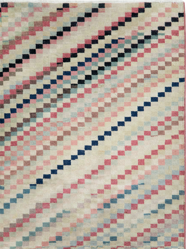 Vintage Turkish Anatolian Gallery Carpet, No.22658 - Galerie Shabab