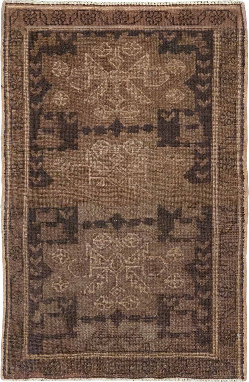 Vintage Persian Malayer Throw Rug, No.22672 - Galerie Shabab