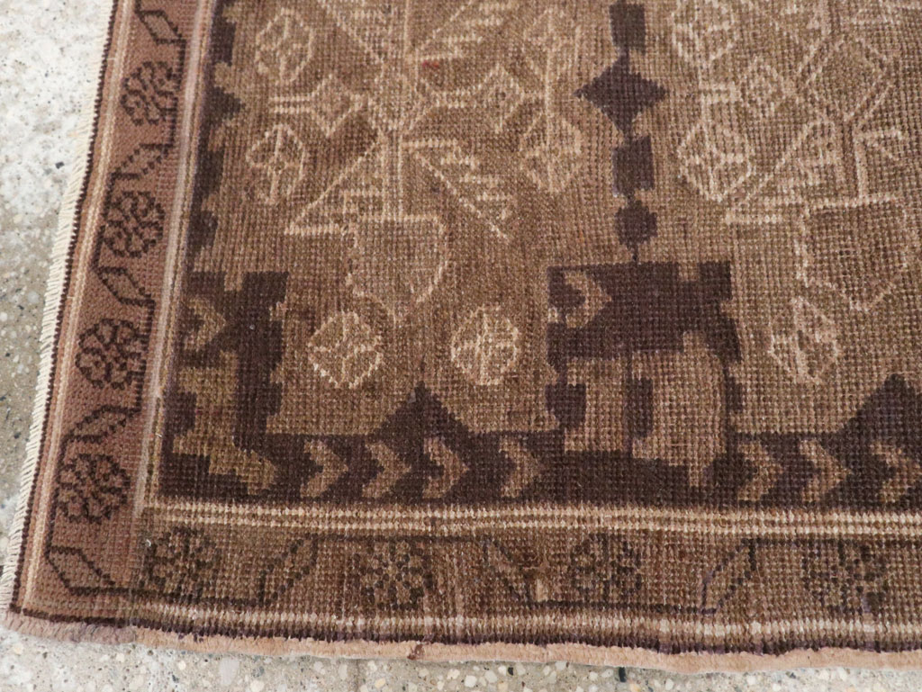 Vintage Persian Malayer Throw Rug, No.22672 - Galerie Shabab