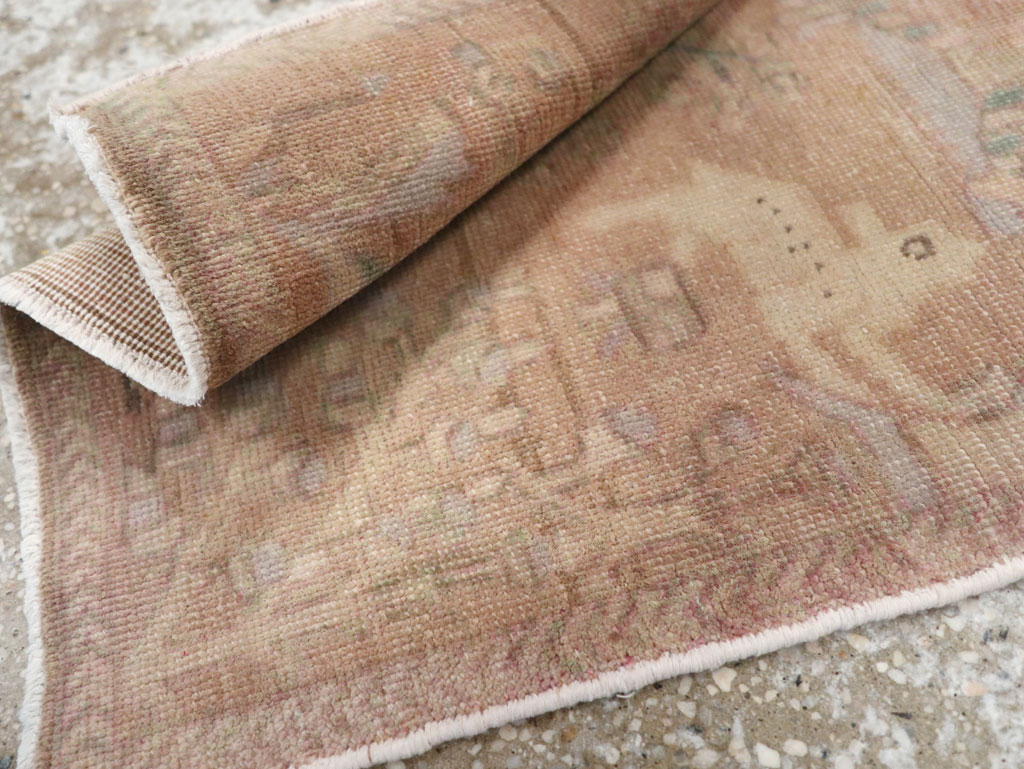 Vintage Persian Tabriz Pictorial Rug, No.22675 - Galerie Shabab