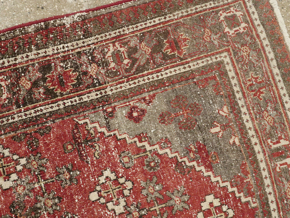 Antique Persian Joshegan Rug, No.22679 - Galerie Shabab