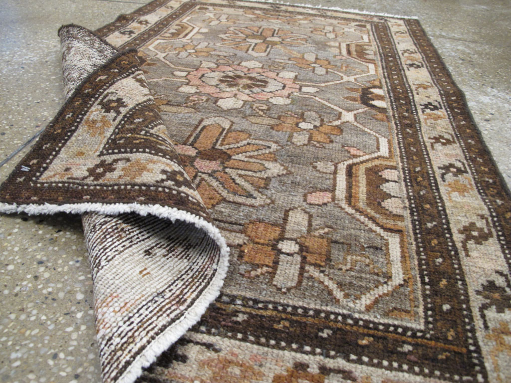 Vintage Persian Malayer Rug, No.22685 - Galerie Shabab