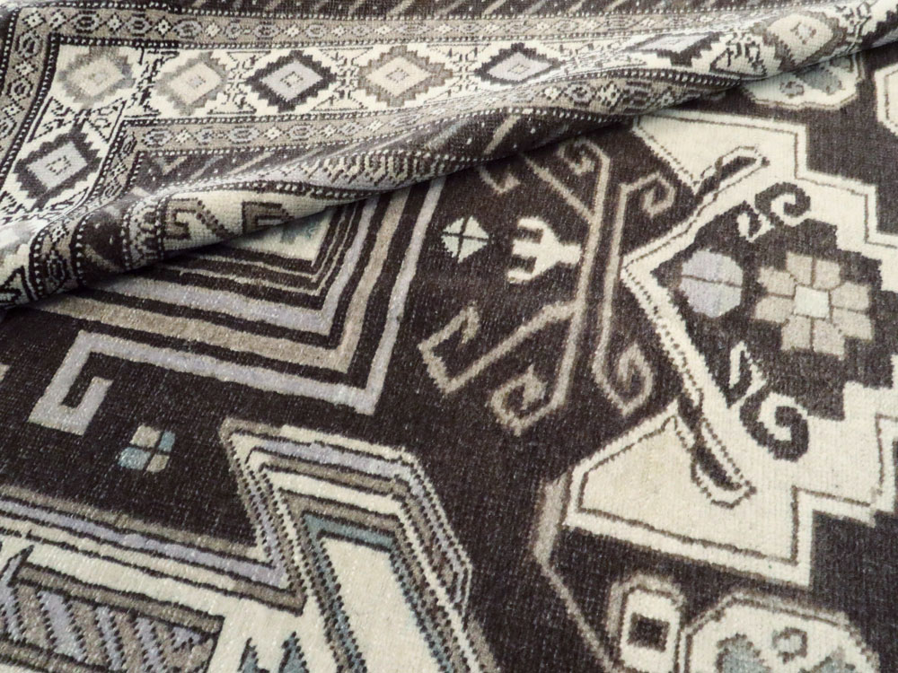 Vintage Afshar Rug, No.22689 - Galerie Shabab