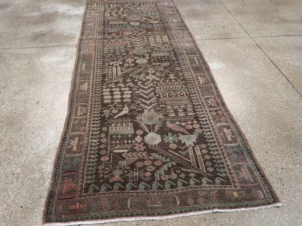 Vintage Persian Malayer Runner, No.22691 - Galerie Shabab