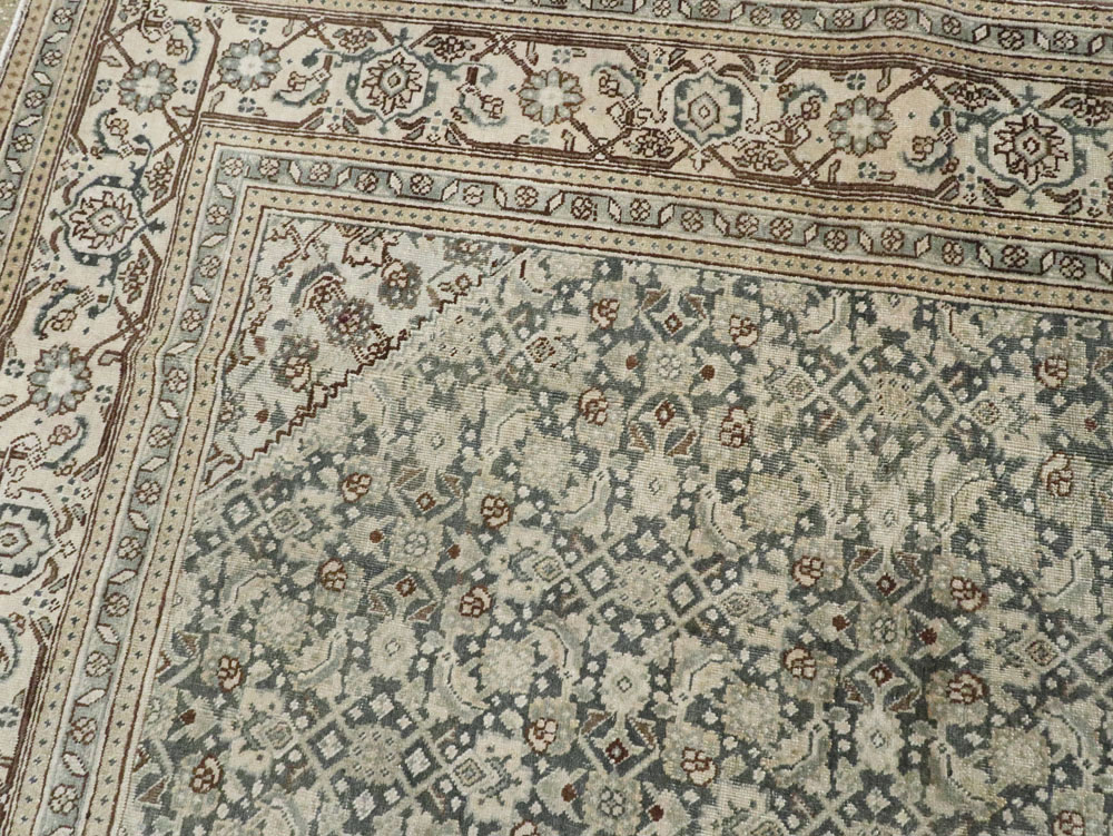 Antique Persian Tabriz Carpet, No.22693 - Galerie Shabab
