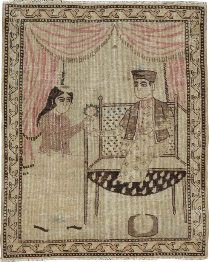 Antique Persian Tabriz Pictorial Rug, No.22695 - Galerie Shabab