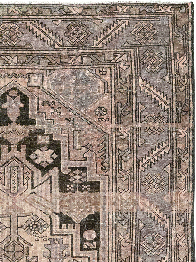 Vintage Persian Malayer Accent Rug, No.22699 - Galerie Shabab