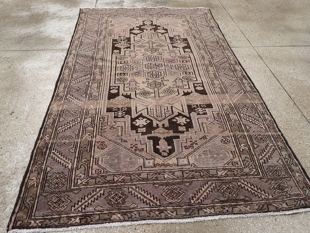 Vintage Persian Malayer Accent Rug, No.22699 - Galerie Shabab