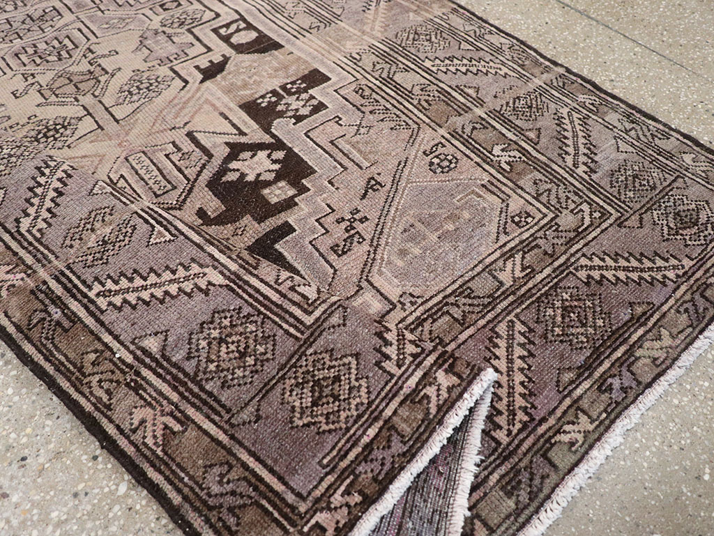 Vintage Persian Malayer Accent Rug, No.22699 - Galerie Shabab