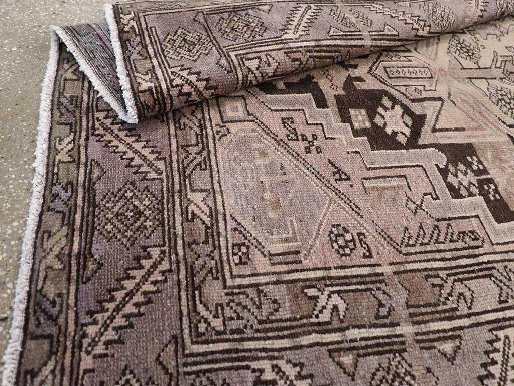 Vintage Persian Malayer Accent Rug, No.22699 - Galerie Shabab