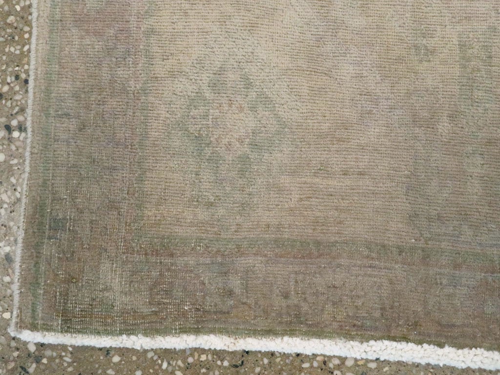 Vintage Persian Shiraz Rug (Pair: 1 of 2), No.22705 - Galerie Shabab