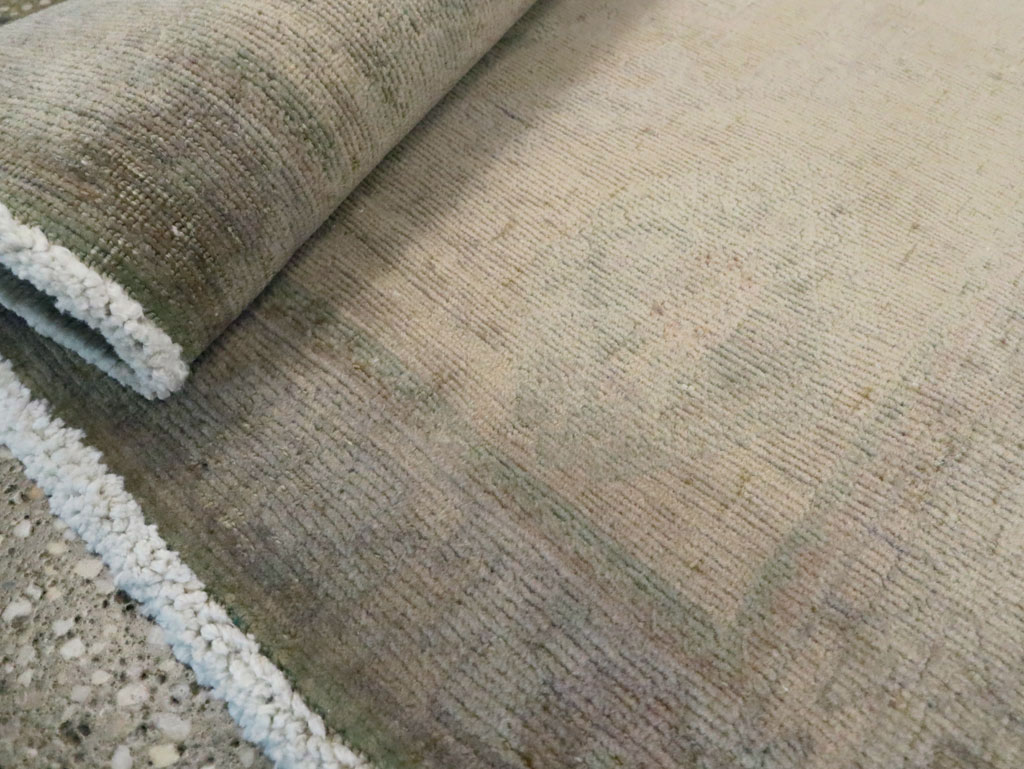 Vintage Persian Shiraz Rug (Pair: 1 of 2), No.22705 - Galerie Shabab