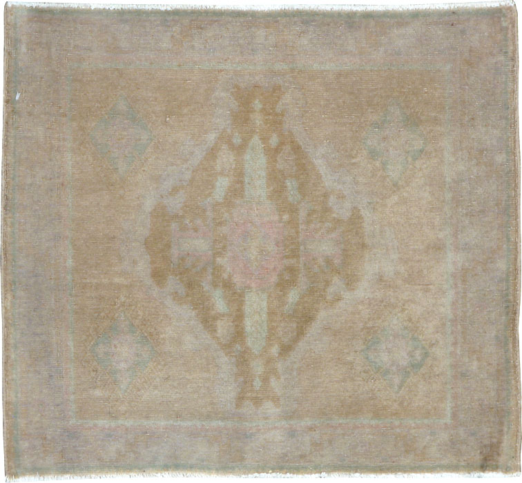 Vintage Persian Shiraz Rug (Pair: 2 of 2), No.22706 - Galerie Shabab