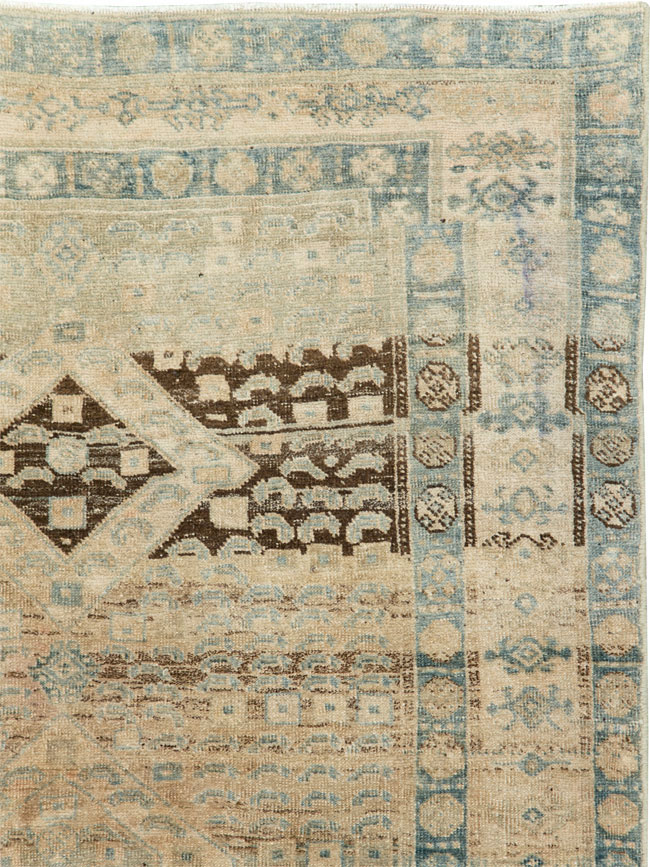 Antique Persian Bidjar Rug, No.22709 - Galerie Shabab