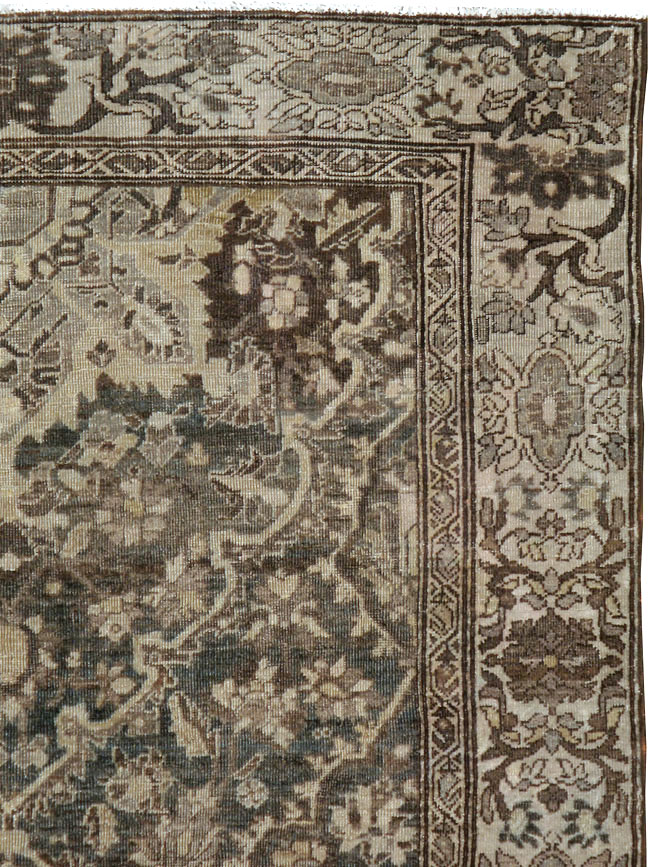 Antique Persian Bakhtiari Rug, No.22712 - Galerie Shabab
