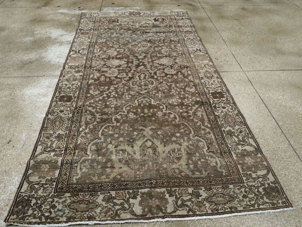 Antique Persian Bakhtiari Rug, No.22712 - Galerie Shabab