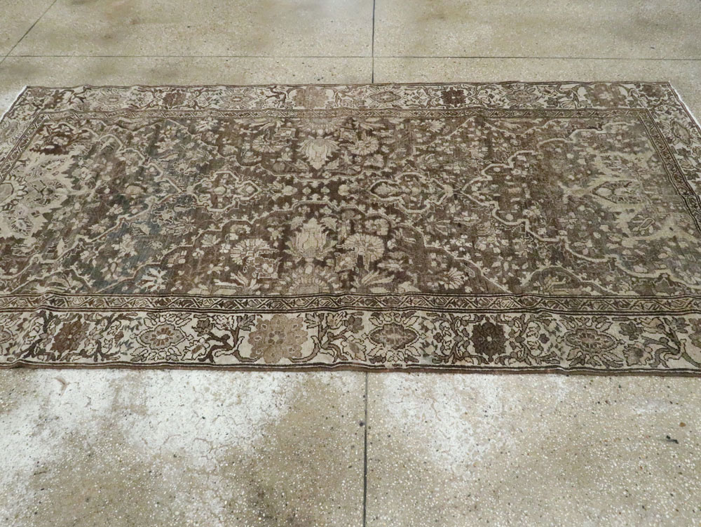 Antique Persian Bakhtiari Rug, No.22712 - Galerie Shabab