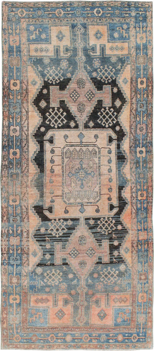 Vintage Persian Kurdish Rug, No.22713 - Galerie Shabab