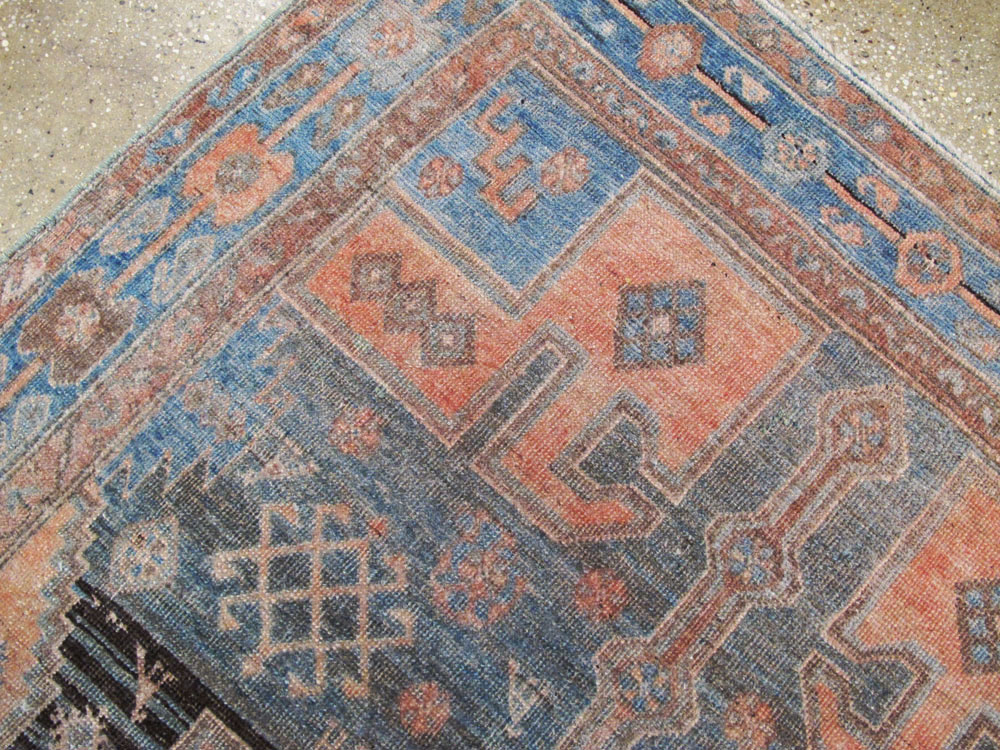 Vintage Persian Kurdish Rug, No.22713 - Galerie Shabab
