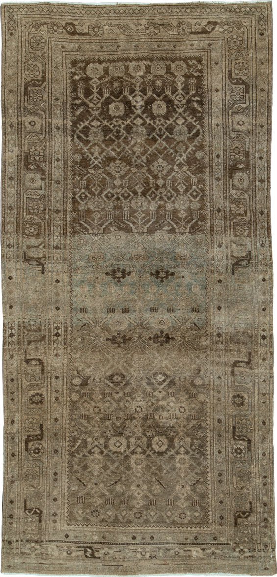 Antique Persian Bidjar Rug, No.22717 - Galerie Shabab