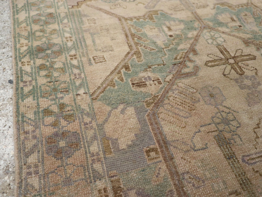 Vintage Persian Malayer Throw Rug, No.22728 - Galerie Shabab