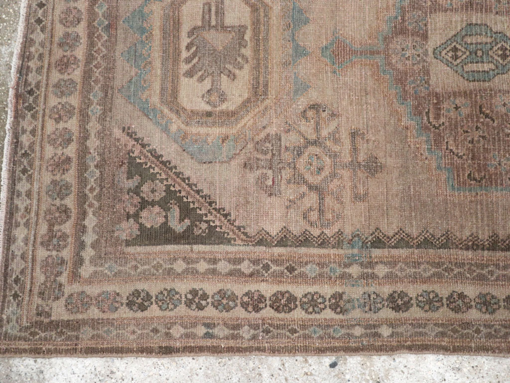 Vintage Persian Malayer Accent Rug, No.22739 - Galerie Shabab