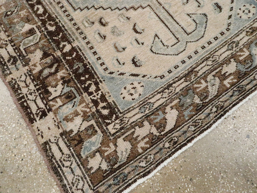 Vintage Persian Malayer Runner, No.22743 - Galerie Shabab