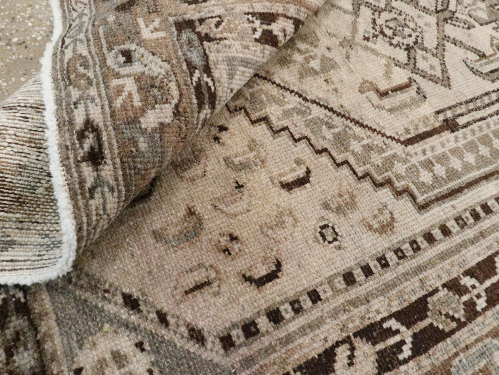 Vintage Persian Malayer Runner, No.22743 - Galerie Shabab