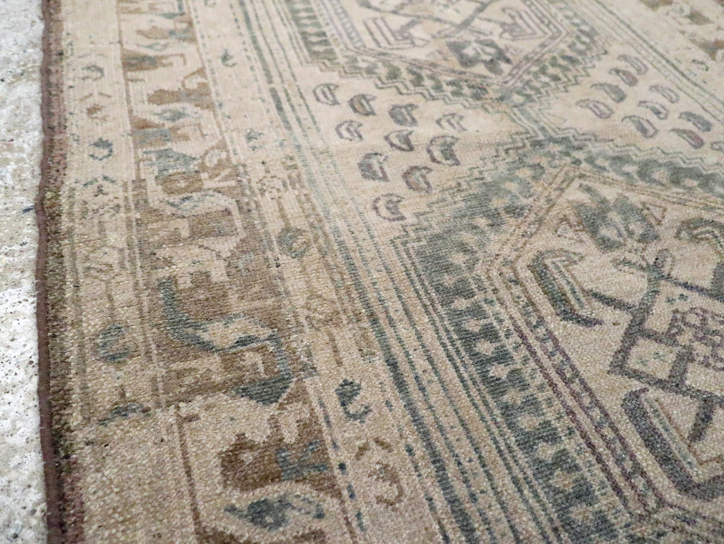 Vintage Persian Malayer Runner, No.22744 - Galerie Shabab