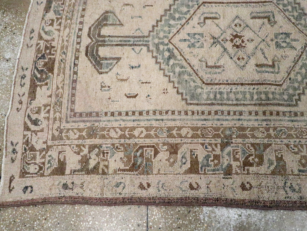Vintage Persian Malayer Runner, No.22744 - Galerie Shabab