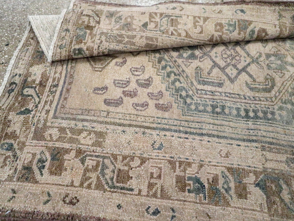 Vintage Persian Malayer Runner, No.22744 - Galerie Shabab