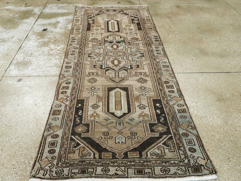 Vintage Persian Malayer Rug, No.22746 - Galerie Shabab