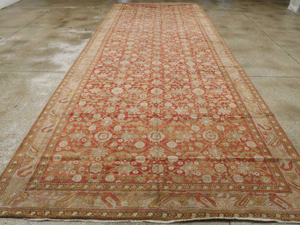 Antique Persian Malayer Gallery Rug, No.22750 - Galerie Shabab