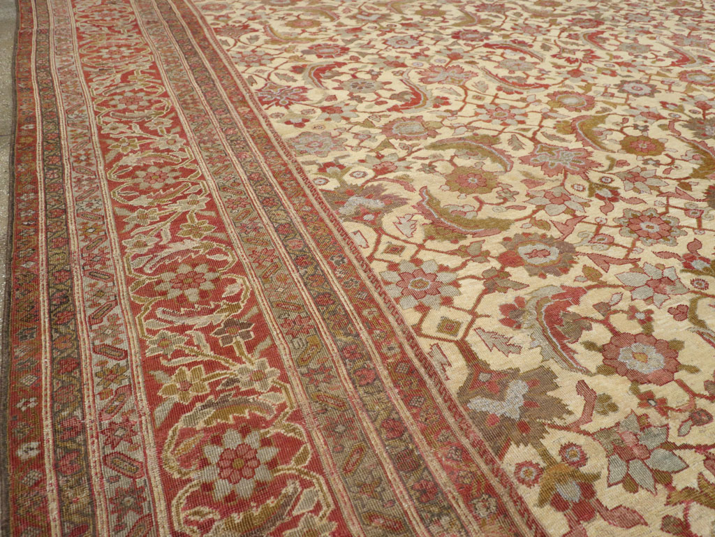 Antique Persian Mahal Oversize Carpet, No.22759 - Galerie Shabab