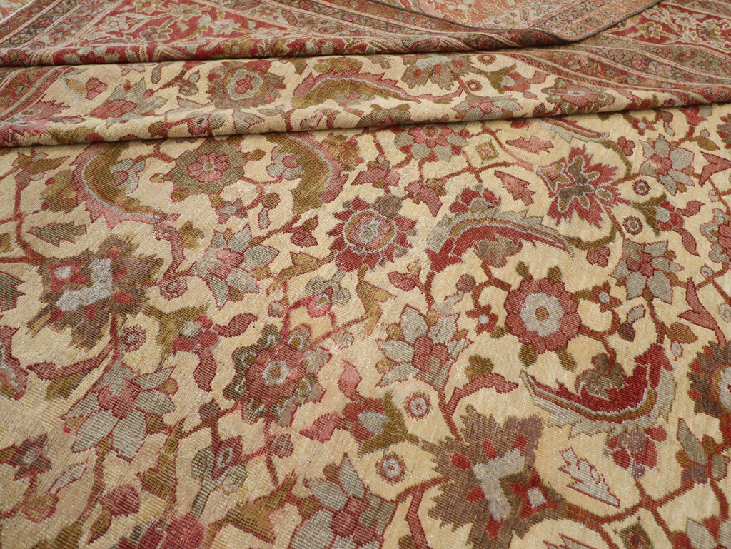 Antique Persian Mahal Oversize Carpet, No.22759 - Galerie Shabab