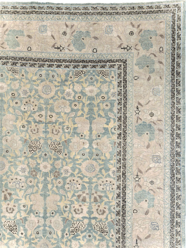 Antique Persian Tabriz Large Room Size Carpet, No.22760 - Galerie Shabab