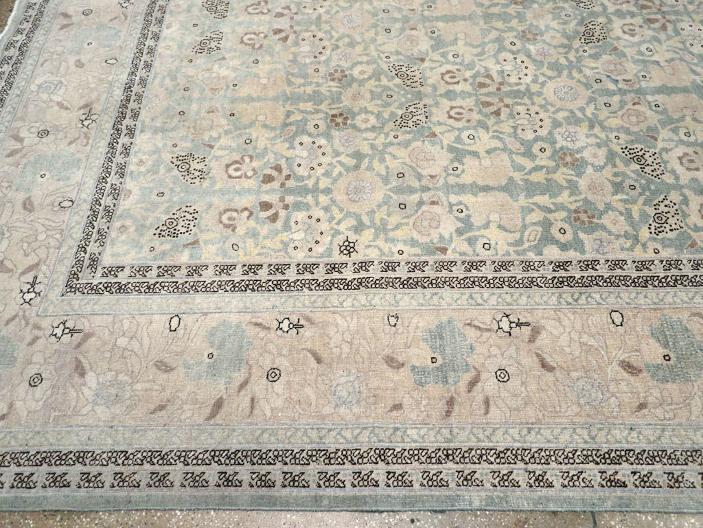 Antique Persian Tabriz Large Room Size Carpet, No.22760 - Galerie Shabab