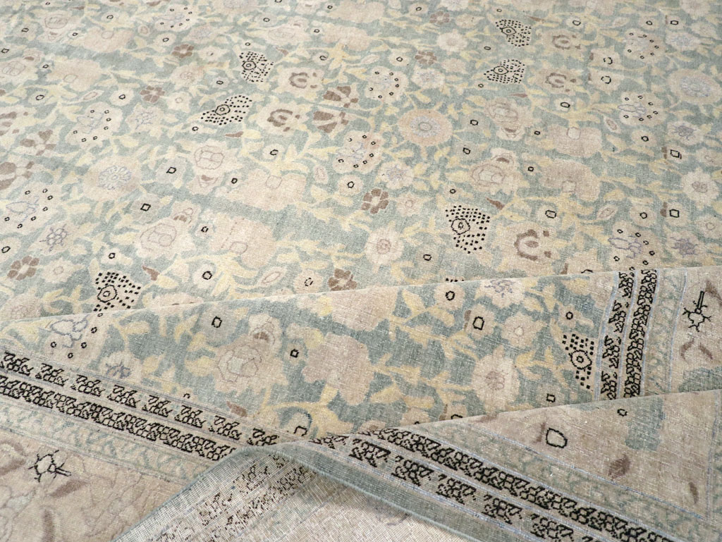 Antique Persian Tabriz Large Room Size Carpet, No.22760 - Galerie Shabab