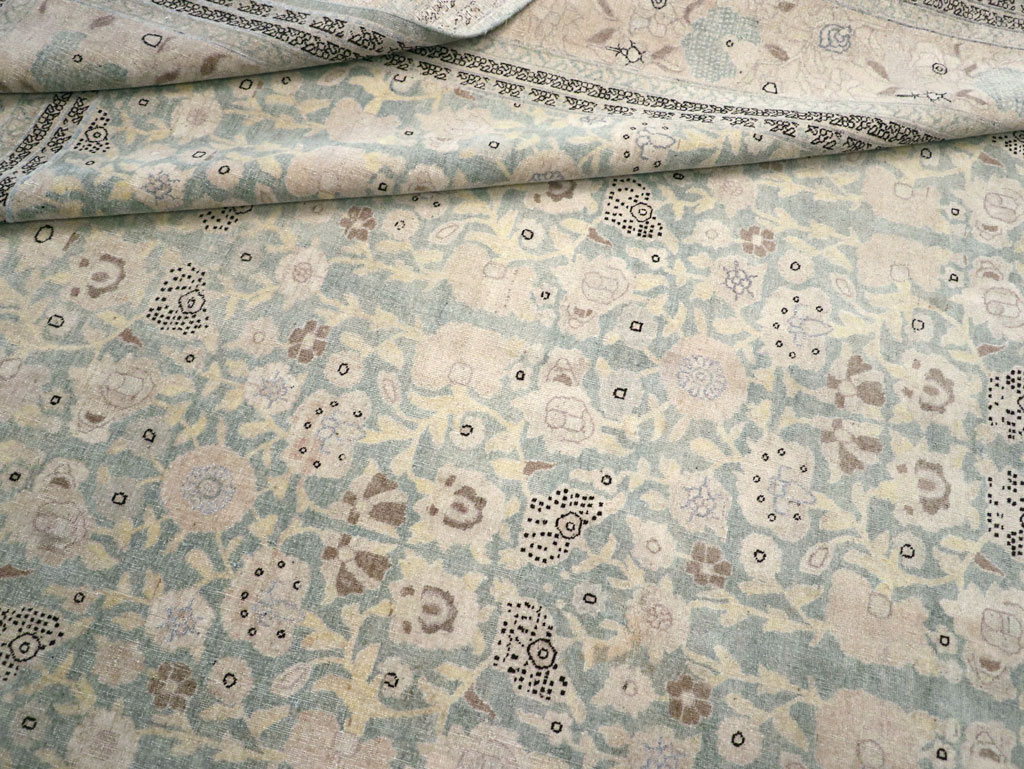 Antique Persian Tabriz Large Room Size Carpet, No.22760 - Galerie Shabab