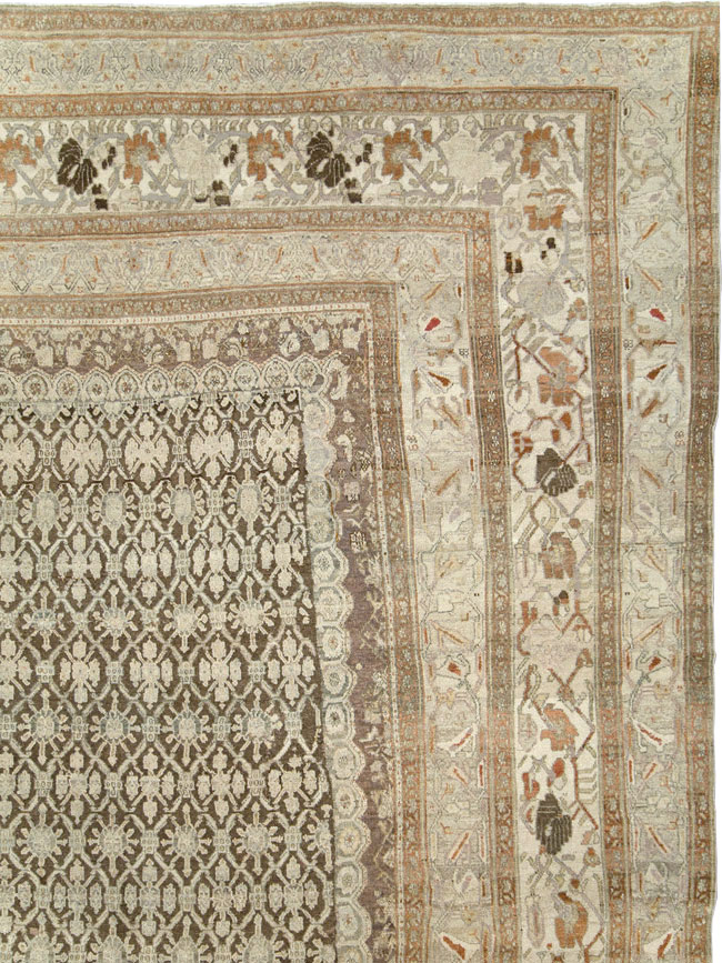 Antique Persian Bibikabad Oversize Carpet, No.22761 - Galerie Shabab