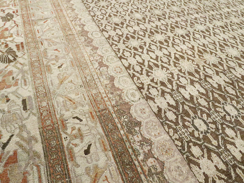 Antique Persian Bibikabad Oversize Carpet, No.22761 - Galerie Shabab