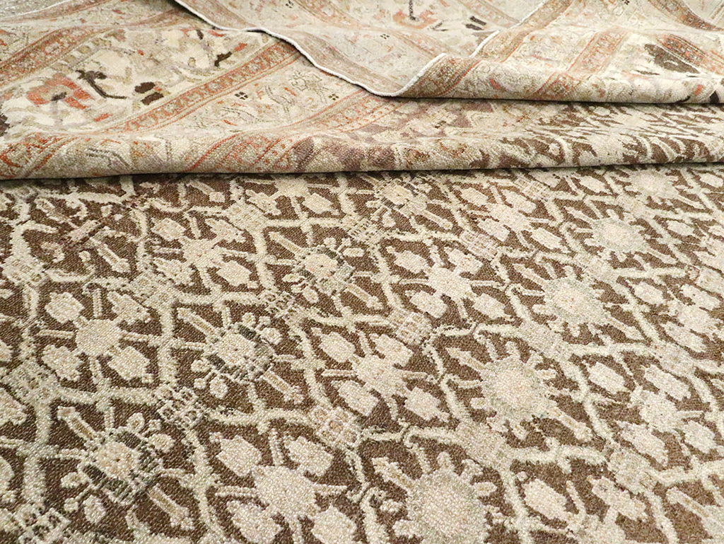 Antique Persian Bibikabad Oversize Carpet, No.22761 - Galerie Shabab