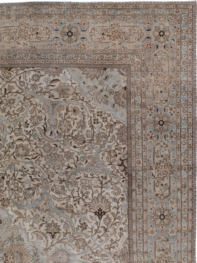 Antique Tabriz Carpet, No.22762 - Galerie Shabab