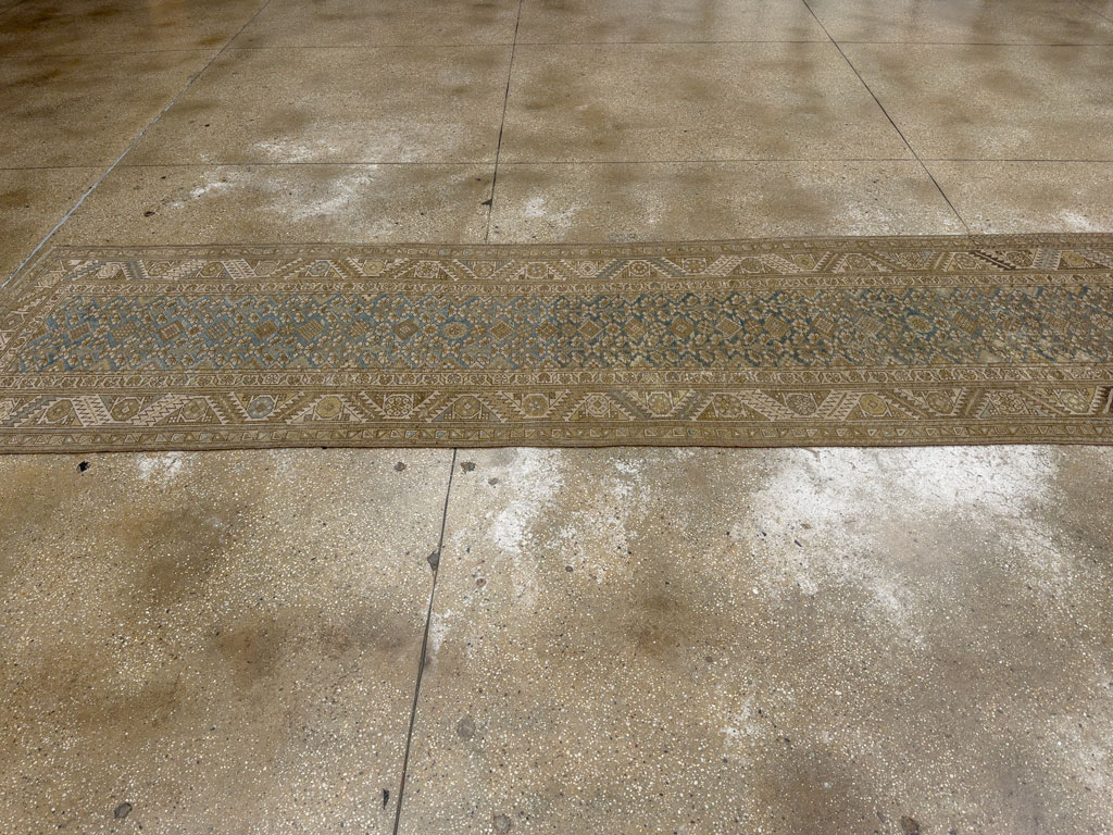 Antique Persian Kurdish Runner, No.22772 - Galerie Shabab