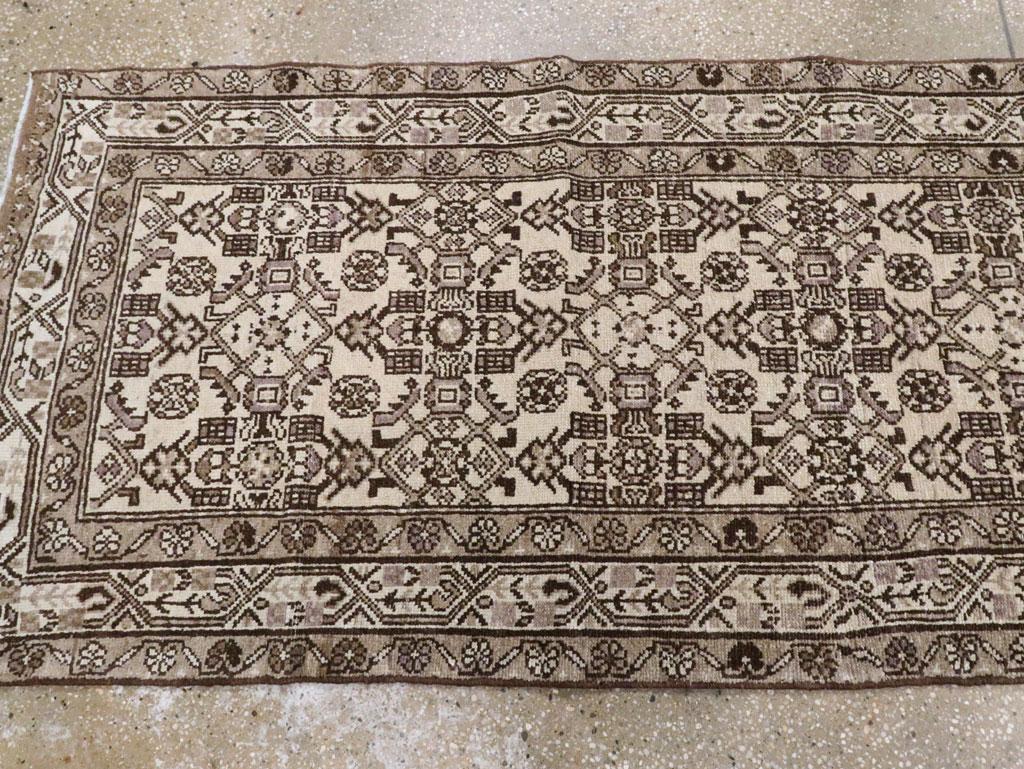 Vintage Persian Malayer Long Runner, No.22781 - Galerie Shabab