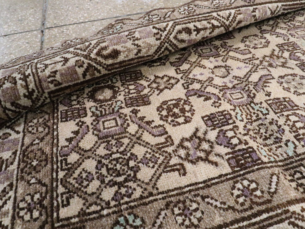 Vintage Persian Malayer Long Runner, No.22781 - Galerie Shabab
