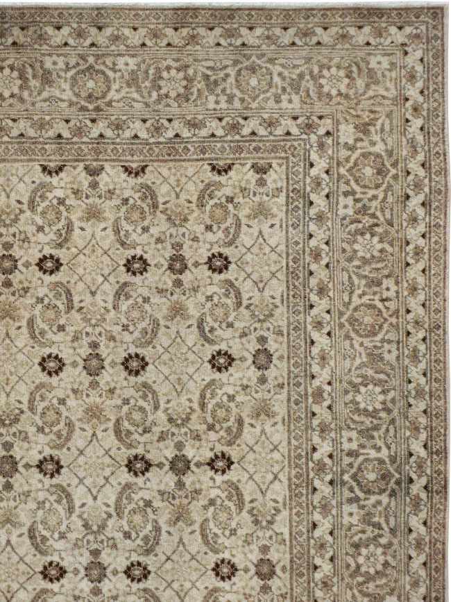 Antique Persian Tabriz Carpet, No.22790 - Galerie Shabab